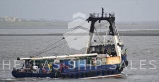 TWIN SCREW DECK CARGO COASTER – suitable for operation in coastal areas for deck cargo and container