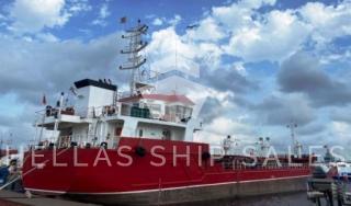 OIL PRODUCT TANKER – double hull - single deck motor tanker