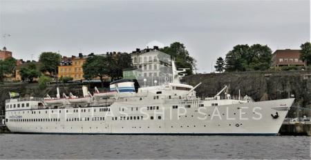 IDEAL FLOATING HOTEL/ACCOMMODATION - ex cruise vessel