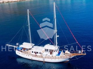 MOTOR SAILER