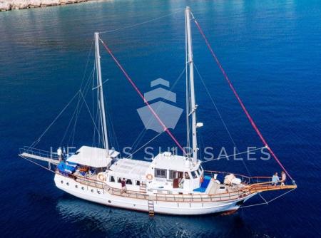 MOTOR SAILER