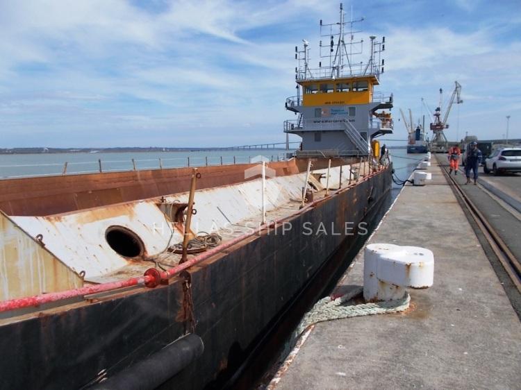 Sp split hopper barge for sale
